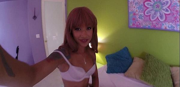  Skin Diamond Masturbates